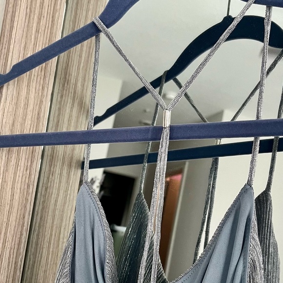 Express Sparkly Tank Top - Picture 4 of 6